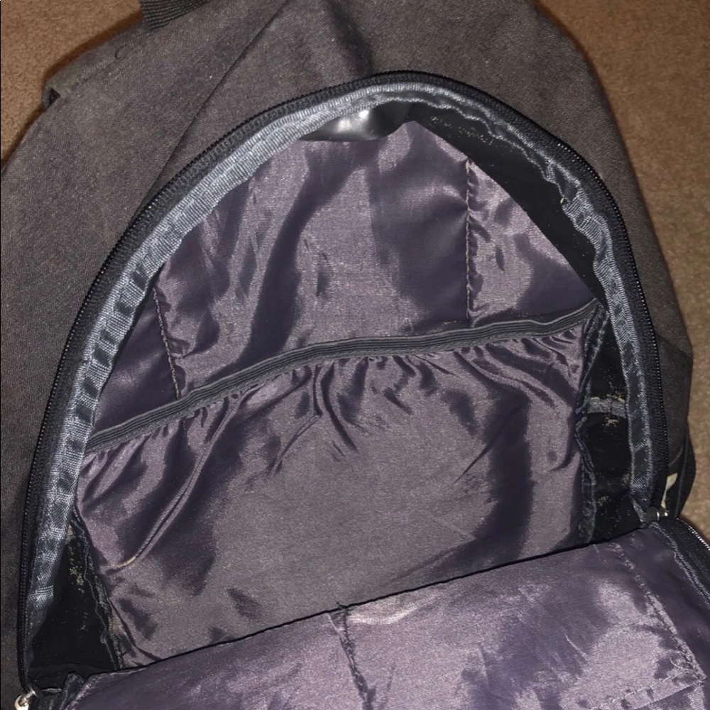 Casual Backpack - Picture 3 of 4